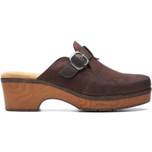 Clarks Clogs